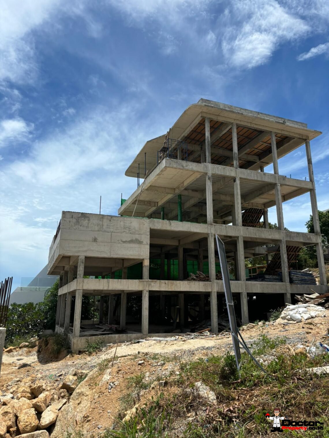 Modern 3 Bedroom Pool Villa with Sea View in Plai Laem, Koh Samui – For Sale